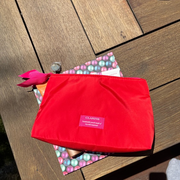 CLARINS Make-Up Bag w/Clarins products NWT - Picture 3 of 4